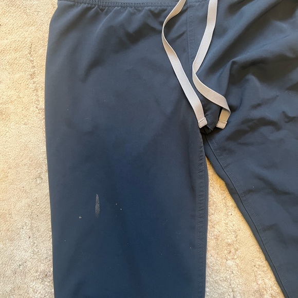 Figs Dark Harbor Scrub Set - Picture 2 of 5